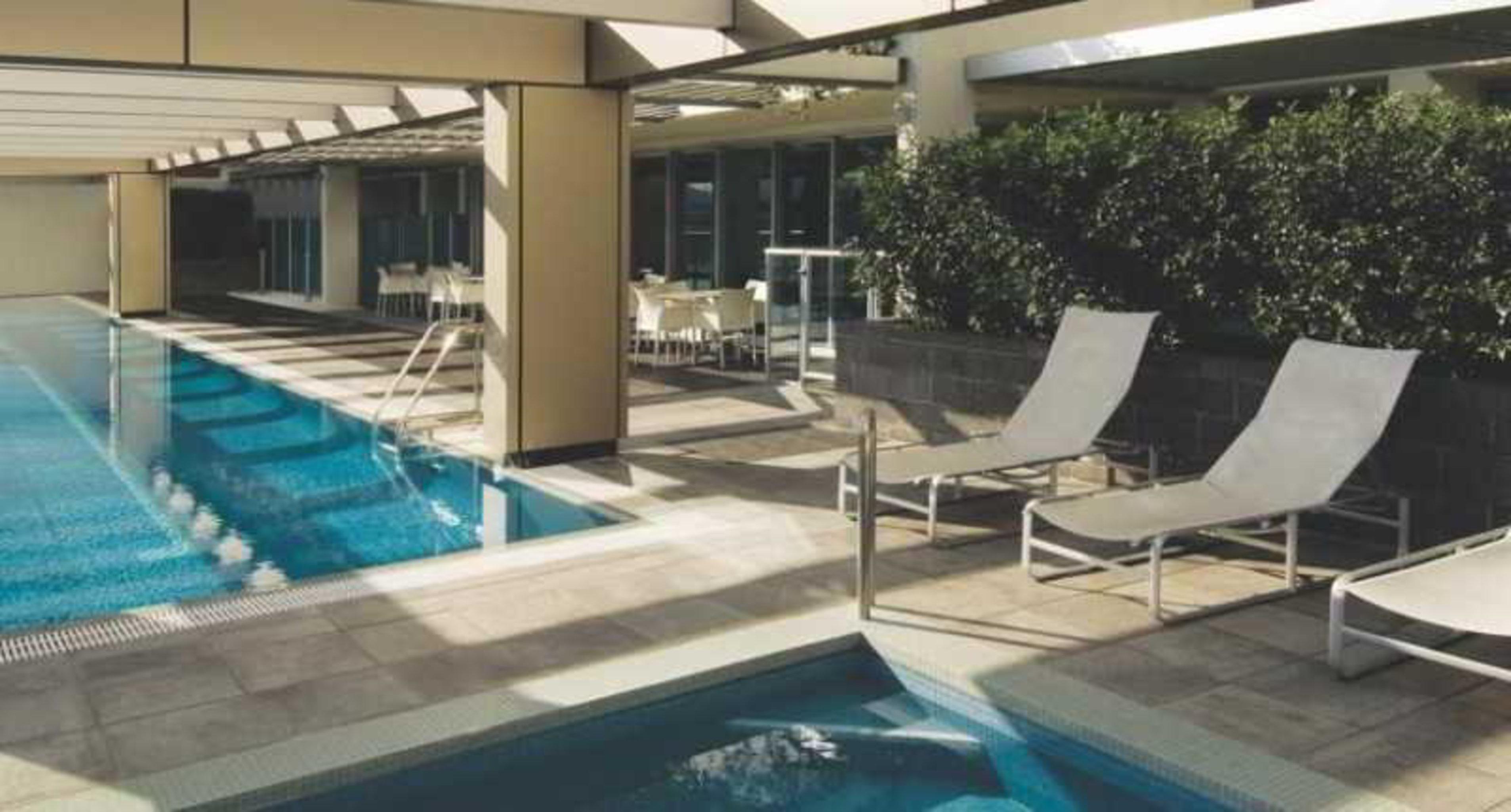 Oaks Brisbane Casino Tower Suites Exterior photo